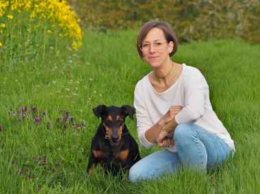 Denise Keßler-Dier mit Hund Denise Keßler mit Hund